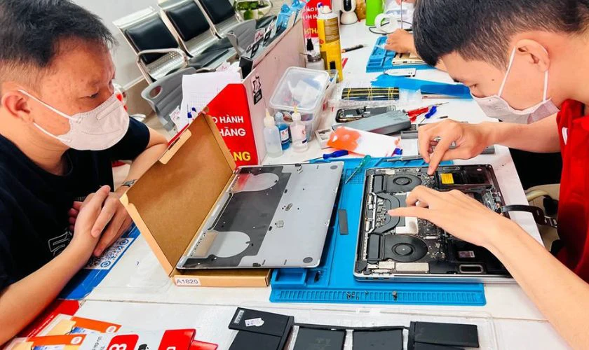 Tiêu chí lựa chọn địa chỉ thay pin MacBook quận Thủ Đức