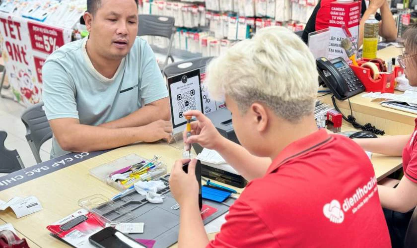 Quyền lợi khi thay pin Oppo tại Điện Thoại Vui quận 10