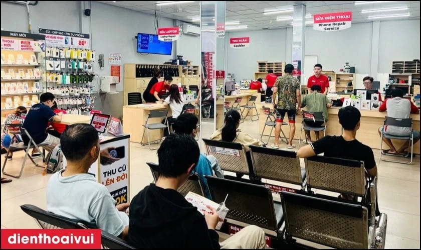 Địa chỉ thay pin OPPO quận 12 giá tốt, chất lượng an tâm