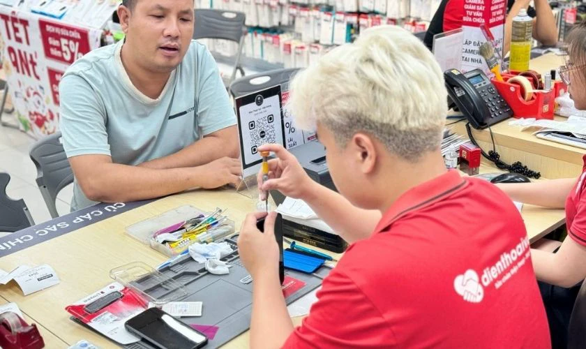 Quyền lợi khi thay pin OPPO tại Điện Thoại Vui quận 6