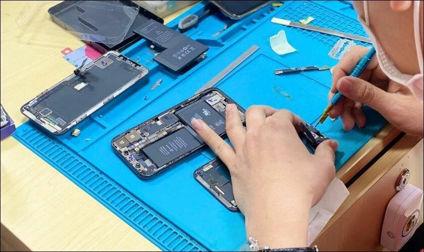 Những dịch vụ thay pin OPPO có tại Điện Thoại Vui