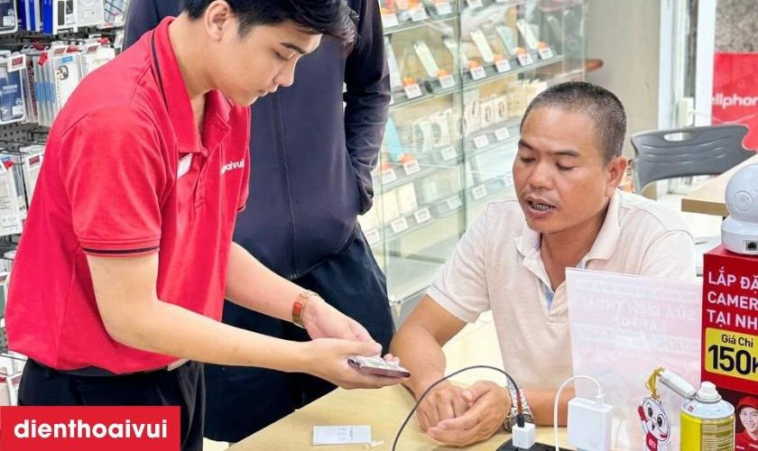 Dịch vụ thay pin OPPO Reno Z lấy liền tại Điện Thoại Vui