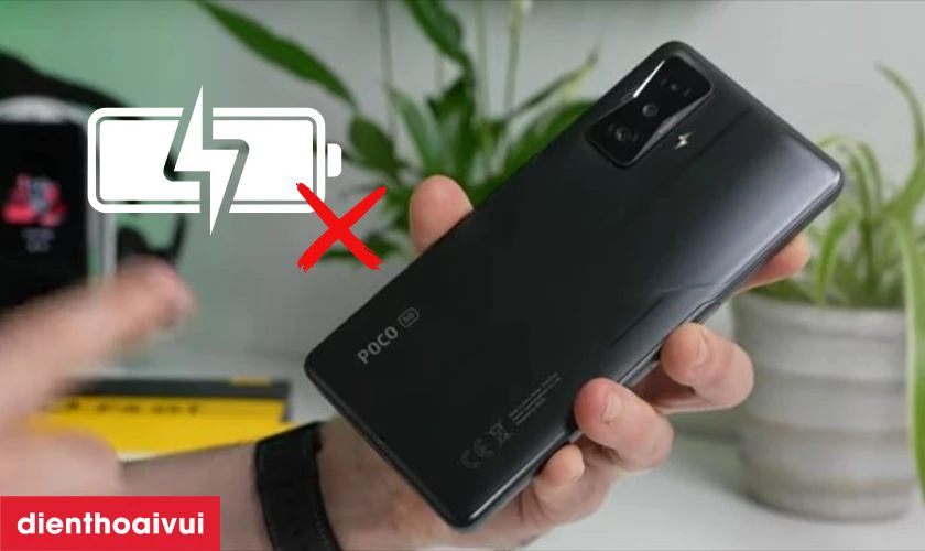 Sạc pin POCO F4 GT không đúng cách cần phải thay