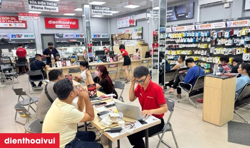 Thay pin Realme GT Neo 2 ở đ&acirc;u uy t&iacute;n gi&aacute; rẻ tại Điện Thoại Vui?