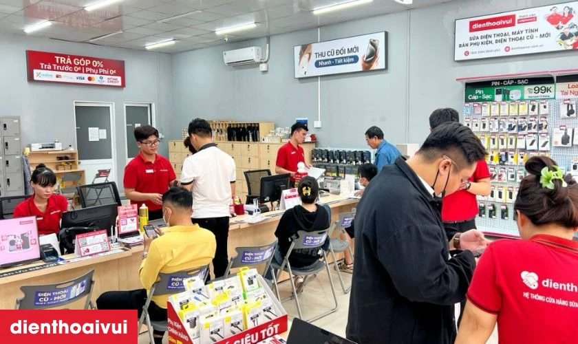 Thay pin Realme GT Neo 3T ch&iacute;nh h&atilde;ng Deji ở đ&acirc;u uy t&iacute;n?