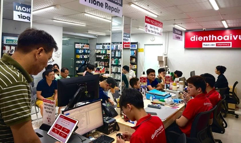 Quy trình thay pin Realme quận Tân Phú tại Điện Thoại Vui