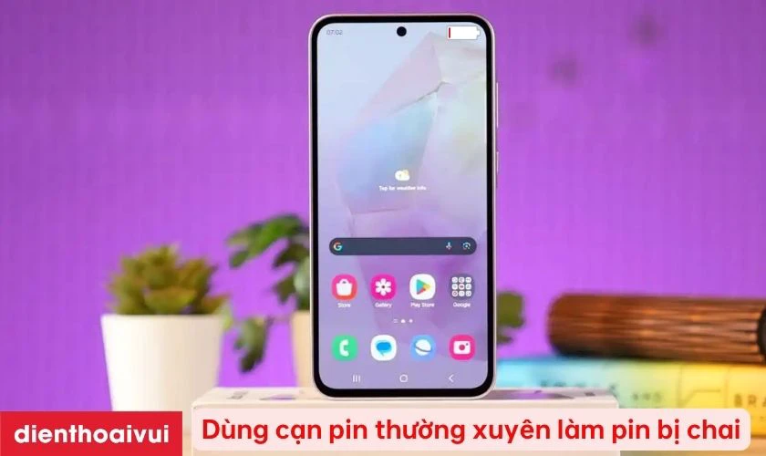 Dùng cạn pin thường xuyên