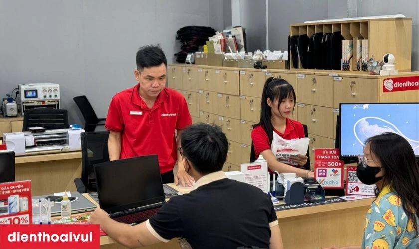 Quy trình thay pin A74 uy tín, lấy liền tại Điện Thoại Vui