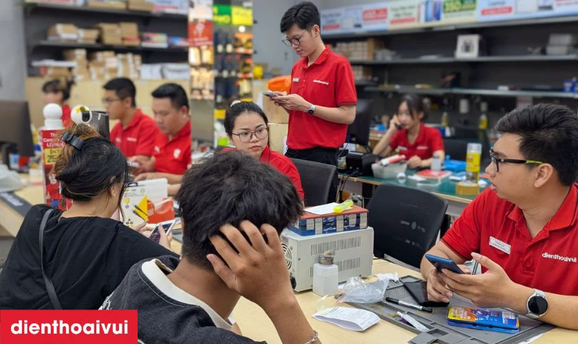 Cửa hàng thay pin Samsung Note 10 Plus chính hãng Deji ở đâu uy tín, lấy liền lại TPHCM và Hà Nội