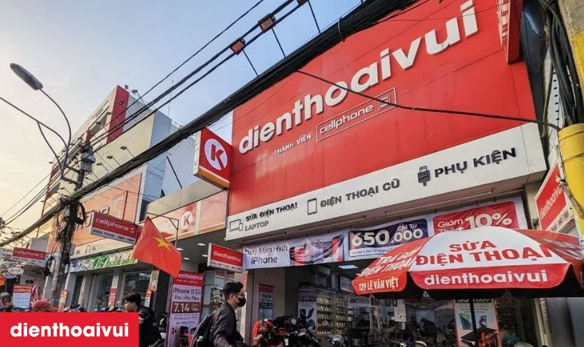 Thay pin Samsung Galaxy S24 Ultra ở đ&acirc;u uy t&iacute;n