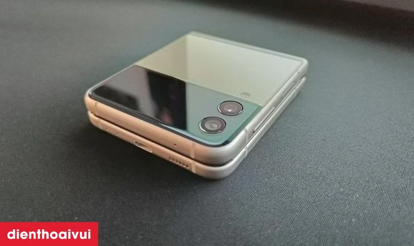 Va đập mạnh, làm rơi máy
