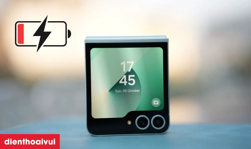 Khi n&agrave;o cần thay pin Samsung Galaxy Z Flip 6 - Pin nhỏ?