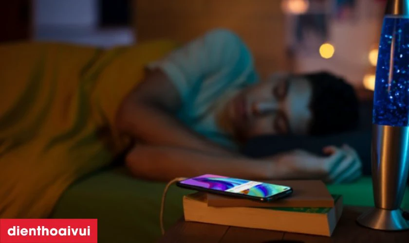 Sử dụng pin điện thoại không đúng cách