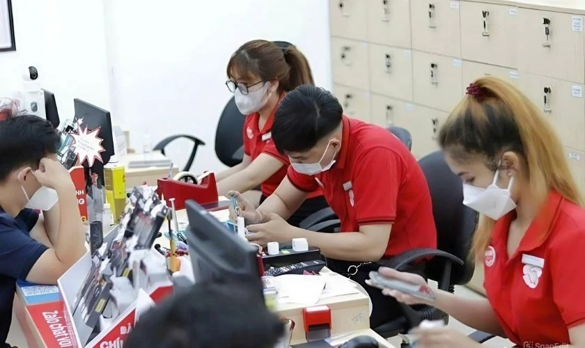 Giá thay pin sẽ còn tùy thuộc vào nơi mà bạn đến sửa chữa