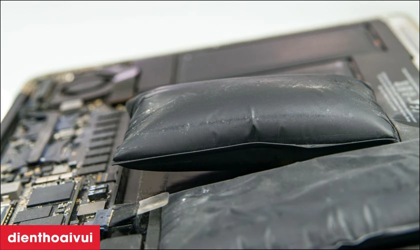 Dấu hiệu cần thay pin Surface 3