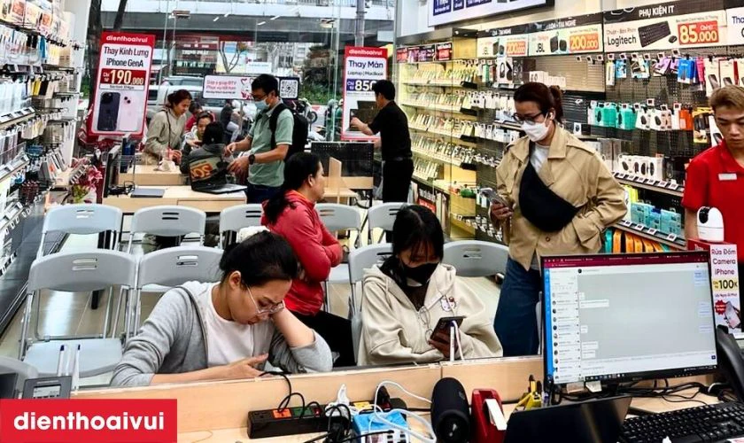 Thay pin Vivo S1 Pro ch&iacute;nh h&atilde;ng, gi&aacute; rẻ tại Điện Thoại Vui