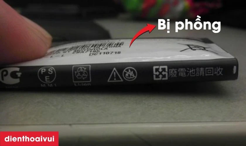 Dấu hiệu cần thay pin Vivo V30e - Pin phồng l&ecirc;n