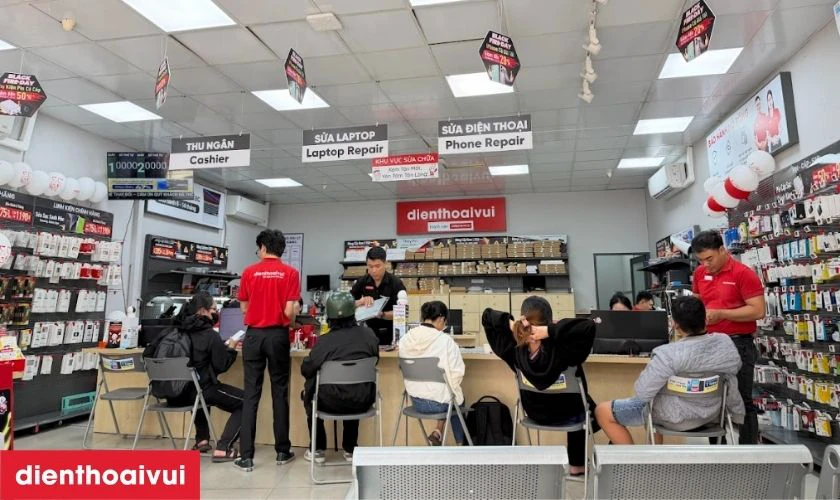 Địa chỉ thay pin Vivo Y50 ở đ&acirc;u gi&aacute; tốt tại TPHCM, H&agrave; Nội?