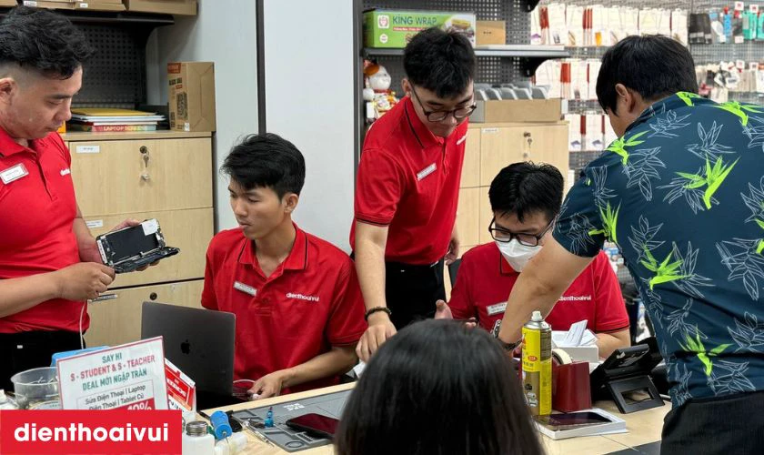 Dịch vụ thay pin Vivo Y51 lấy liền tại Điện Thoại Vui