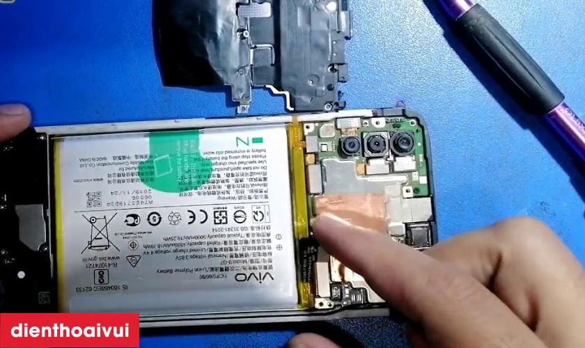 Giới thiệu pin Vivo Y52s hãng Deji