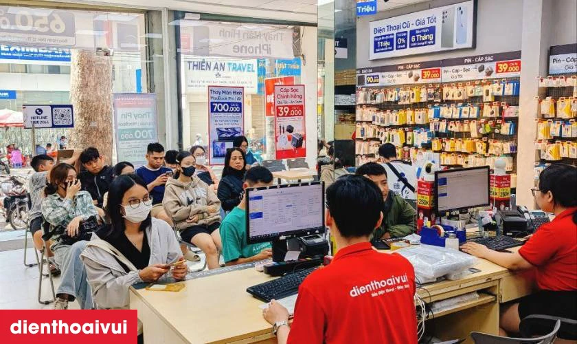 Quy trình thay pin Vsmart Aris chuyên nghiệp lấy liền tại Điện Thoại Vui