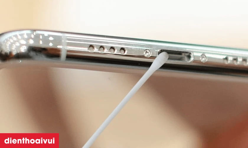 Cách khắc phục l&ocirc;̃i Xiaomi m&acirc;́t sạc