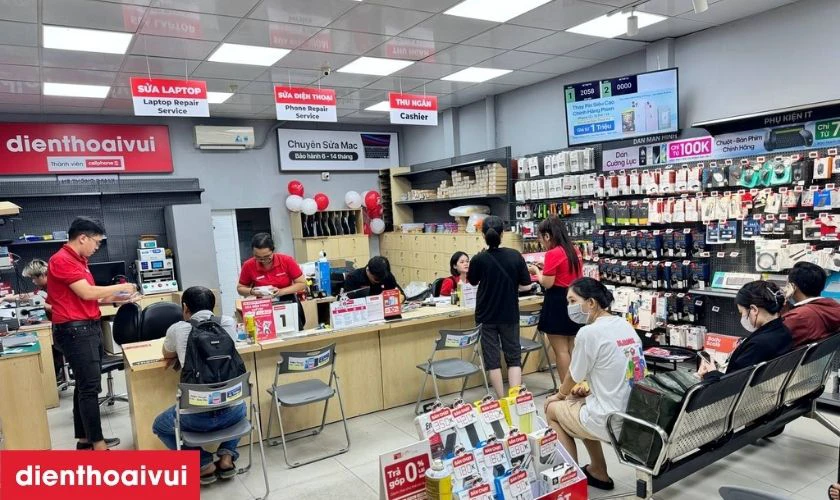 Bàn giao máy lại cho bạn và hướng dẫn thanh toán