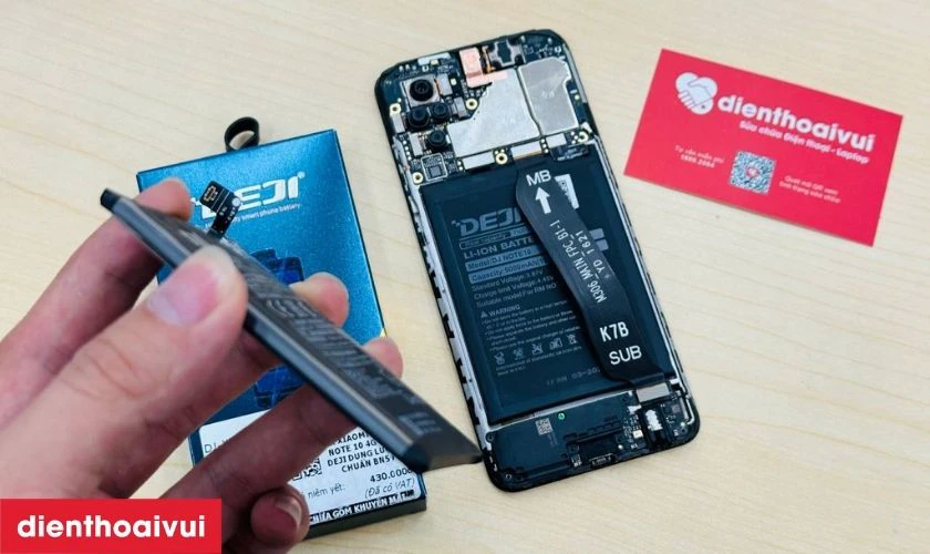 Quy trình thay pin Xiaomi Mi 10T Pro chính hãng Deji chuyên nghiệp lấy liền tại Điện Thoại Vui