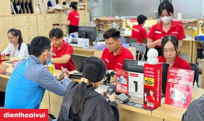 Thay pin Xiaomi Mi 11T ở đ&acirc;u uy t&iacute;n