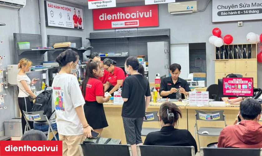 Dịch vụ thay pin Xiaomi Poco X3 chính hãng Deji lấy liền tại Điện Thoại Vui