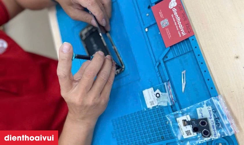 Quy tr&igrave;nh thay pin Xiaomi Poco X6 Pro lấy liền