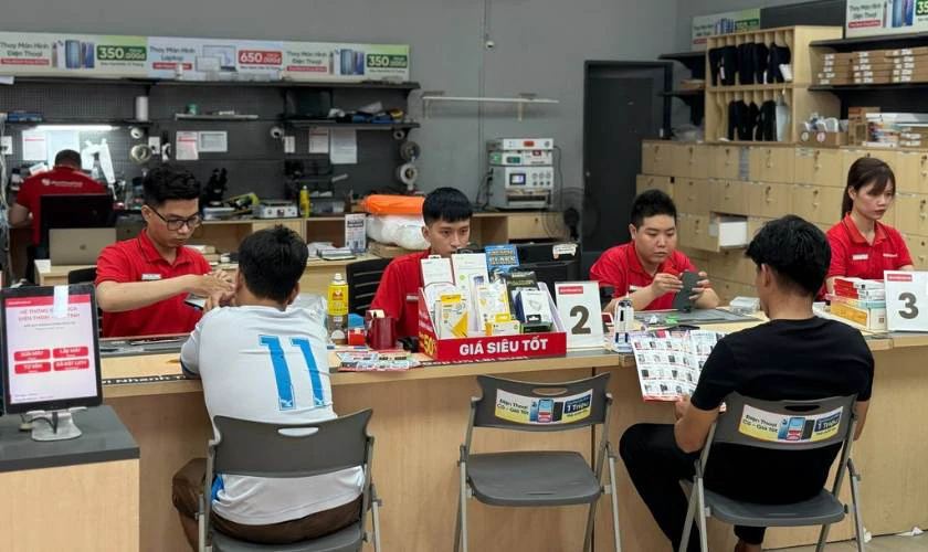 Tiêu chí lựa chọn địa chỉ thay pin Xiaomi quận Long Biên