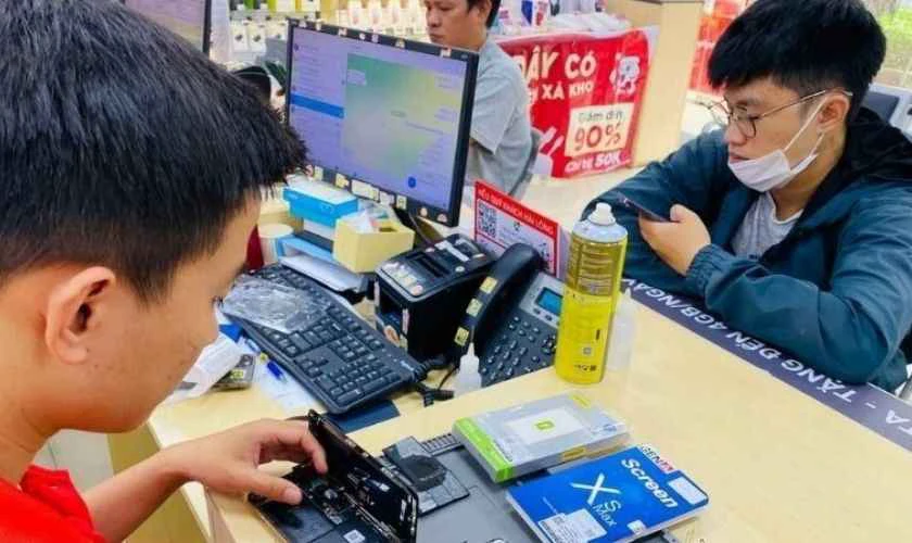 Thay pin Xiaomi quận Tân Bình ở đâu chính hãng lấy ngay?