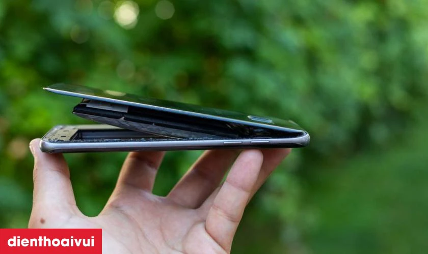 Dấu hiệu cần thay pin Xiaomi Redmi 10