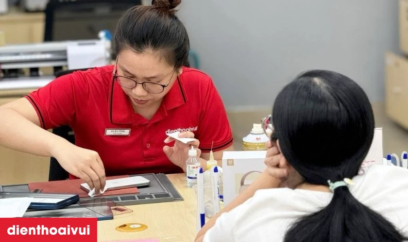 Dịch vụ thay pin Xiaomi Redmi Note 11 Pro Plus lấy liền tại Điện Thoại Vui