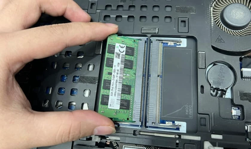Thay ram laptop quận 10