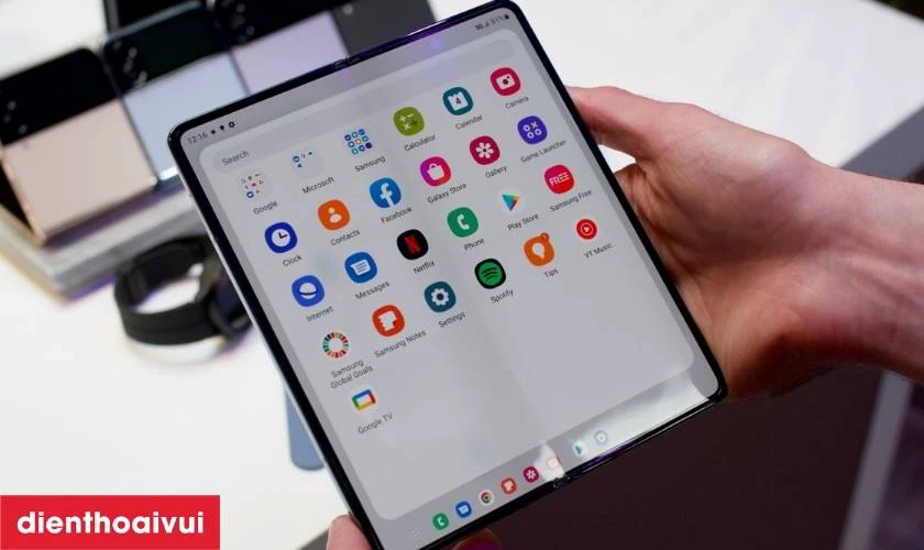 Đánh giá màn hình Samsung Galaxy Z Fold 4 5G