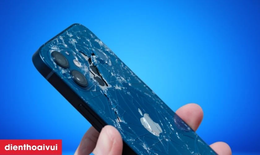 Khi nào bạn nên thay vỏ iPhone 12 Pro Max 5G