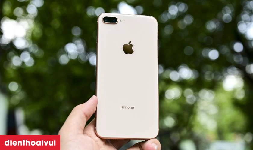 Có nên thay vỏ iPhone 8 Plus chính hãng Aries không