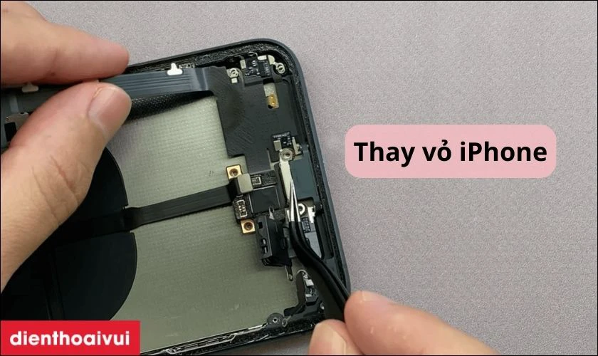 Thay vỏ điện thoại iPhone là gì?