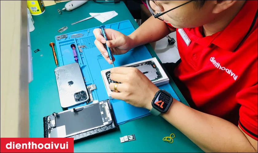 Địa chỉ thay vỏ iPhone uy tín tại quận 4 ở đâu?