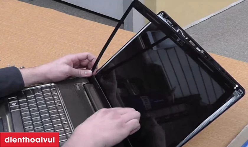 Không thay mới vỏ laptop Acer có bị gì không?