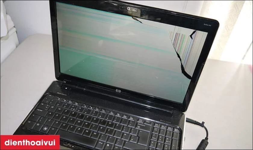 Tại sao cần thay mới vỏ laptop HP?