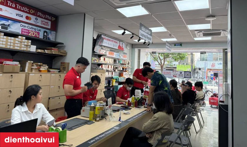 Sau khi thay xong, kỹ thuật kiểm tra lại đầy đủ c&aacute;c chức năng