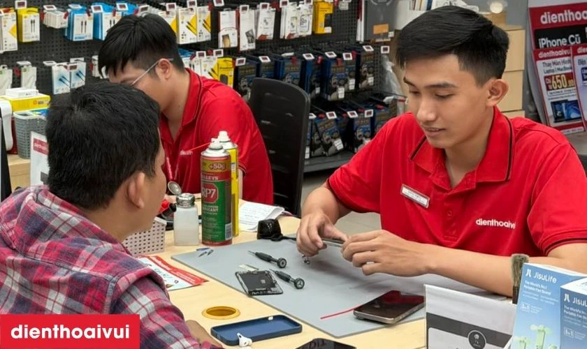 Địa chỉ thay vỏ OPPO Reno 13 Pro gi&aacute; tốt tại Điện Thoại Vui