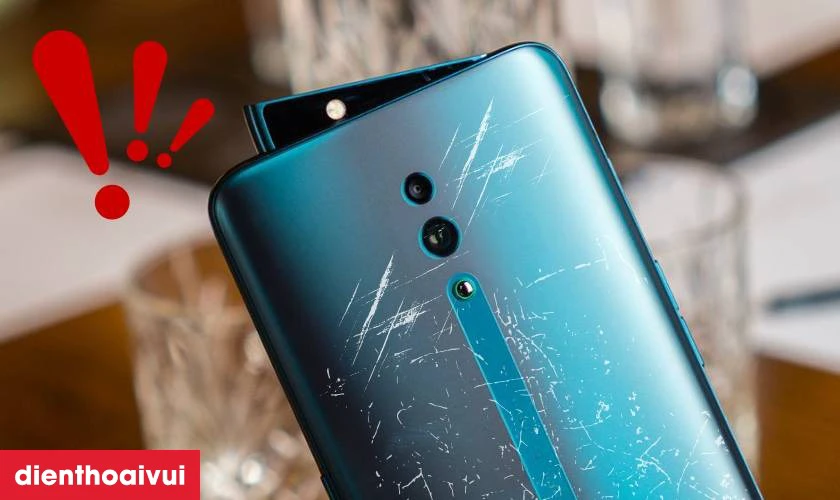 Khi n&agrave;o bạn cần thay vỏ Oppo Reno?