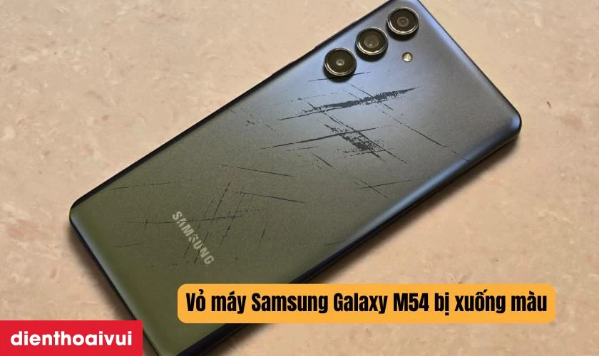 Trường hợp nào cần thay vỏ Samsung Galaxy M55?