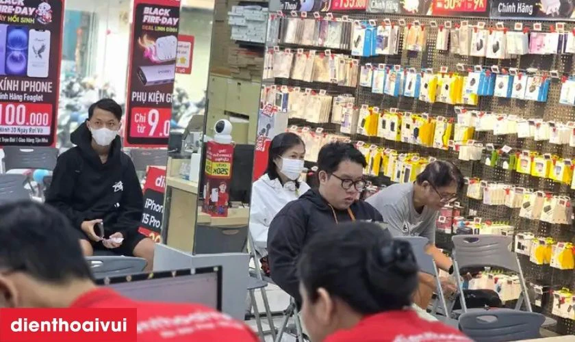 Địa chỉ thay vỏ Vivo V30E chính hãng tại Điện Thoại Vui