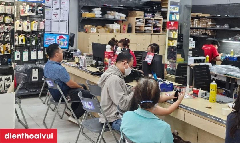 Thay vỏ Vivo Y18 uy tín, chuyên nghiệp tại Điện Thoại Vui