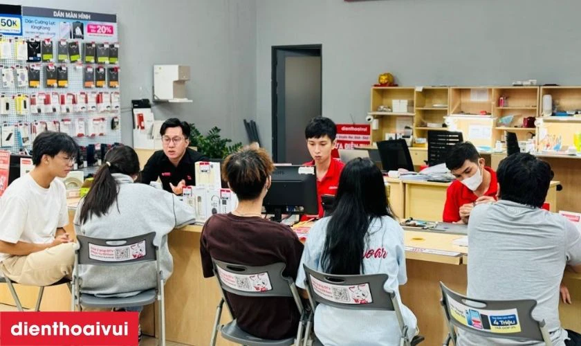 Địa chỉ thay vỏ Xiaomi Poco M6 Pro ở đâu giá tốt, lấy liền tại TPHCM, Hà Nội, Đồng Nai?